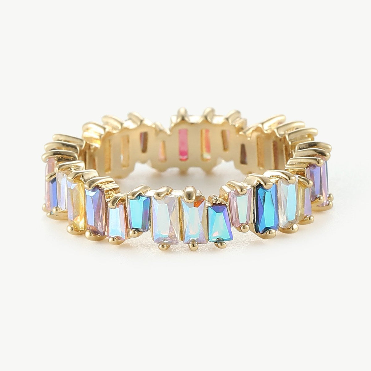 Bague en cuivre avec zircon arc-en-ciel